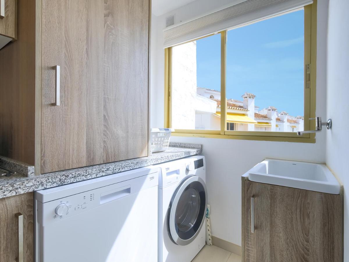 Calabella 1 Pirate View, Frontline Beach La Cala De Mijas, Wi-Fi المظهر الخارجي الصورة
