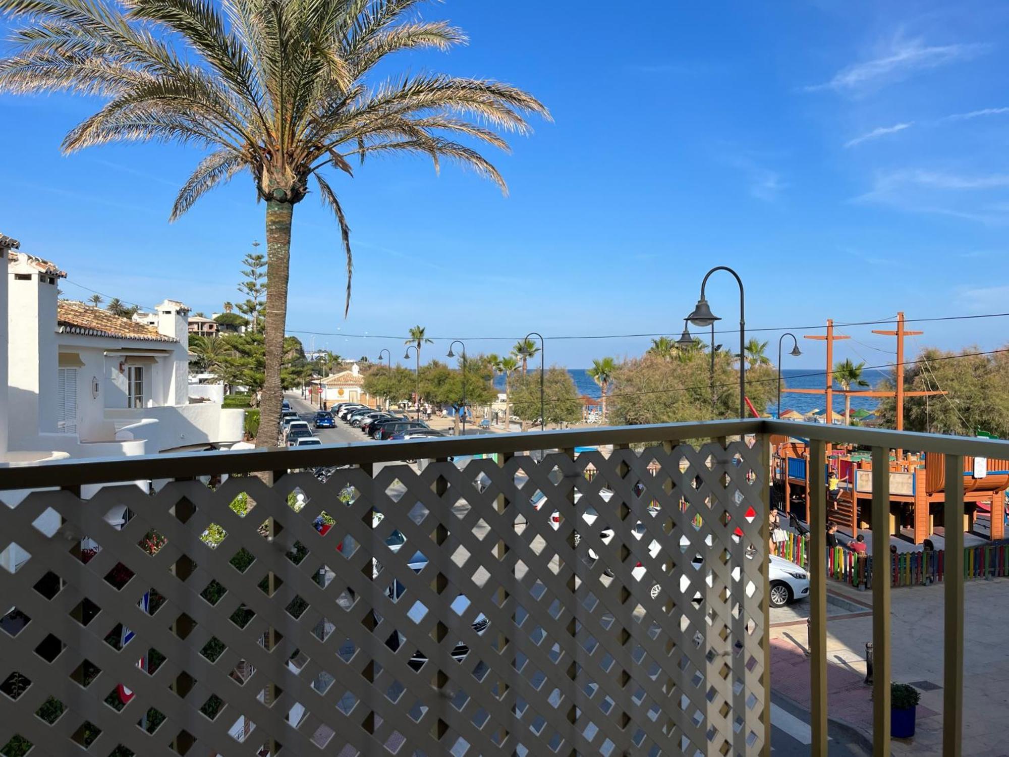 Calabella 1 Pirate View, Frontline Beach La Cala De Mijas, Wi-Fi المظهر الخارجي الصورة